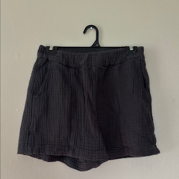 Madewell Women's Charcoal textured Shorts small - Picture 1 of 5